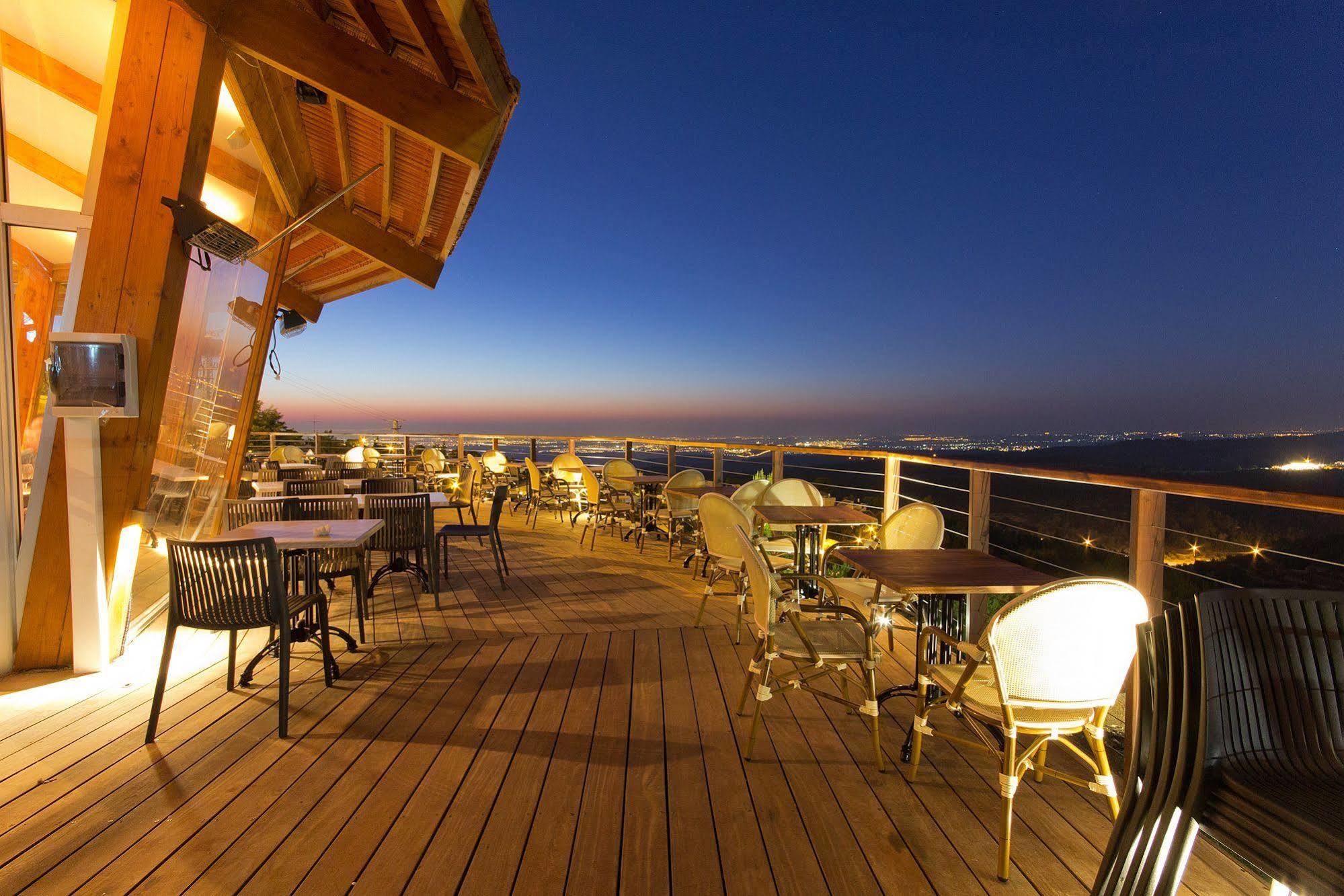 Shoresh Green Hills Family Suites Hotel Exteriör bild